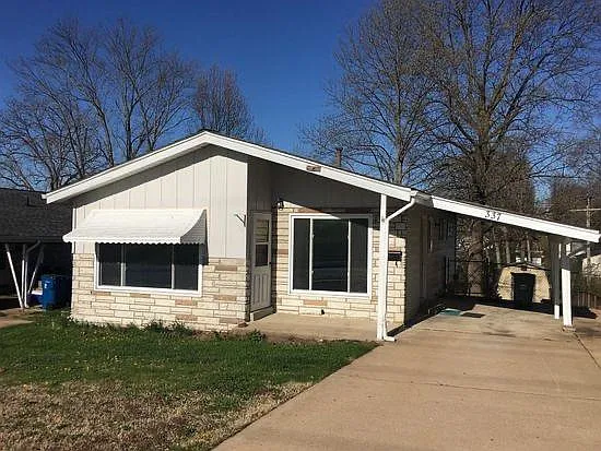 337 Sulphur Spring Rd photo 1