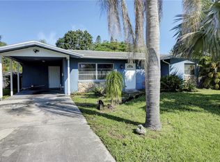6696 Fiesta Way, Fort Myers, FL 33919