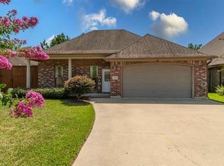 128 Winding Brook Dr, Lumberton, TX 77657
