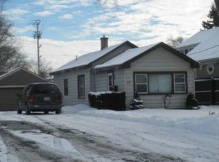 803 Pine St, Waukegan, IL 60085