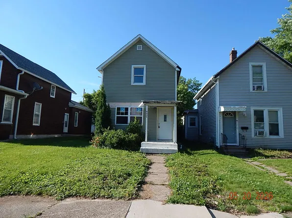 2426 5th Ave, Moline, IL 61265