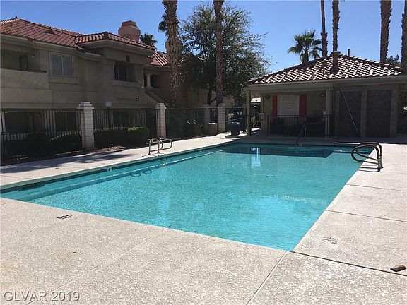 3rd image of 1547 Frisco Peak Dr