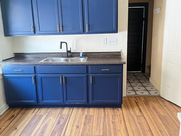 16007 Huntmere Ave #2 — Photo 3