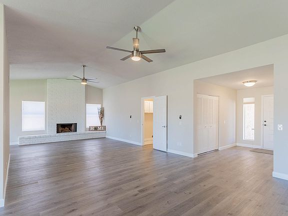 5th image of 10106 W Highland Ave