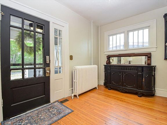 2nd image of 2252 Westover Ave SW