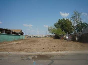 2nd image of 655 S 10th Pl