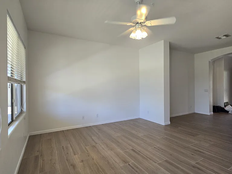 10335 E Rosemary Ln — Photo 6