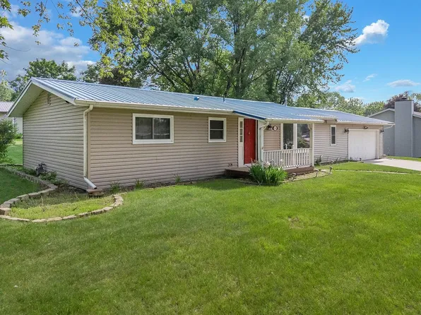 1162 15th St, Reedsburg, WI 53959