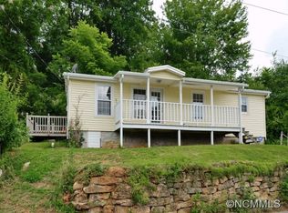 183 Mill St, Waynesville, NC 28786