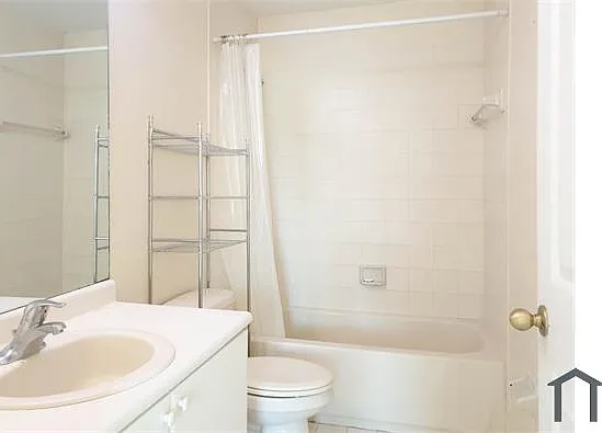 1486 SE 24th Ct — Photo 16