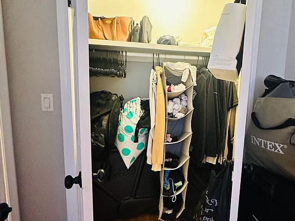 4th image of 6 W 75th St APT 3A