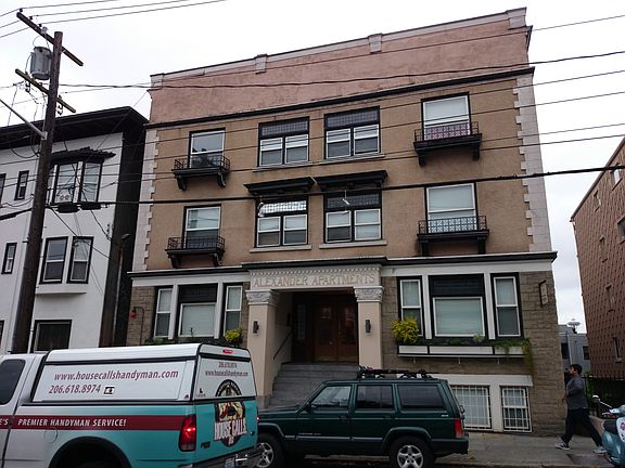2nd image of 1711 Bellevue Ave APT 302