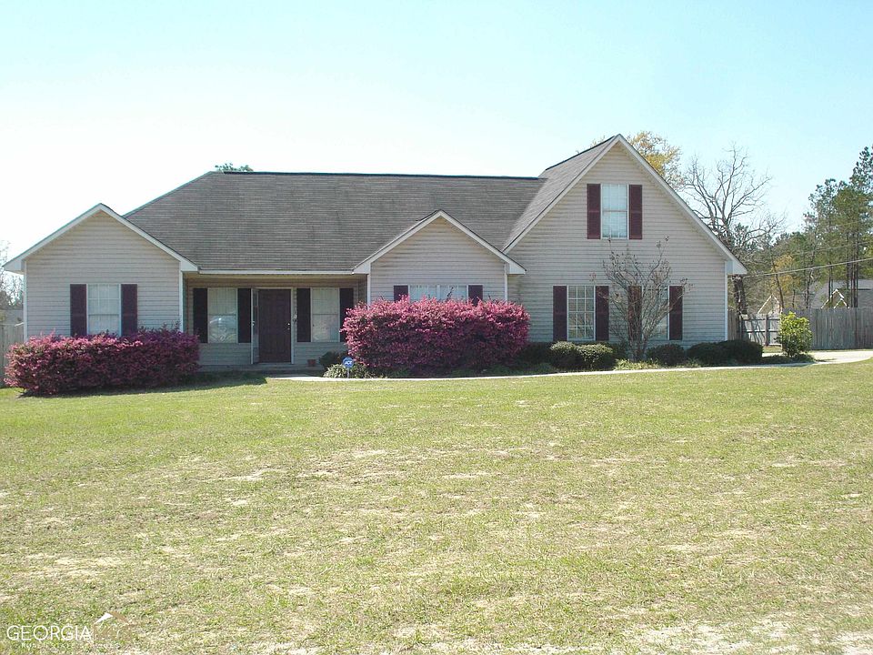 1st image of 814 King Arthur Dr