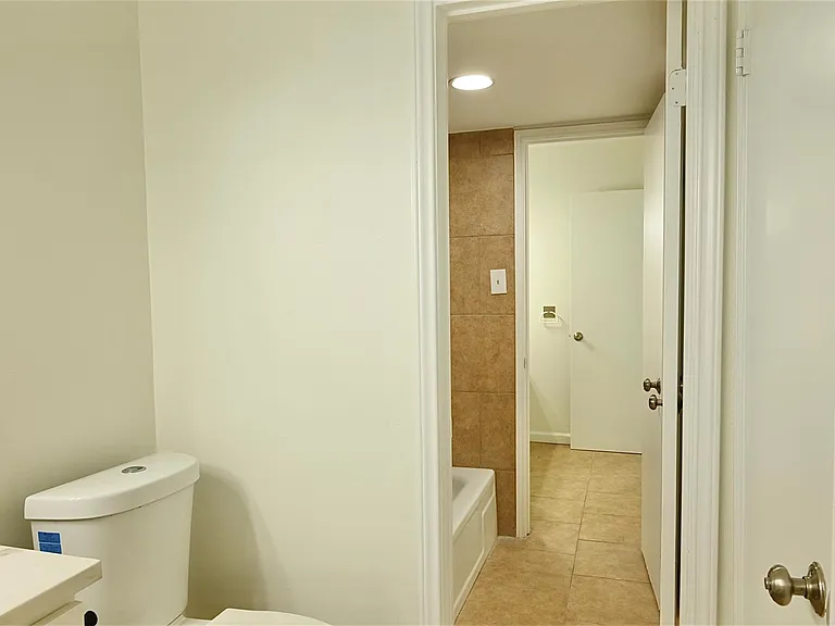 7918 Prestwood Dr #4 — Photo 28