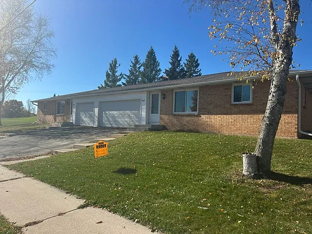 803 Hillcrest Hts #803