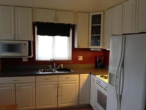 2nd image of 21725 Winshall St