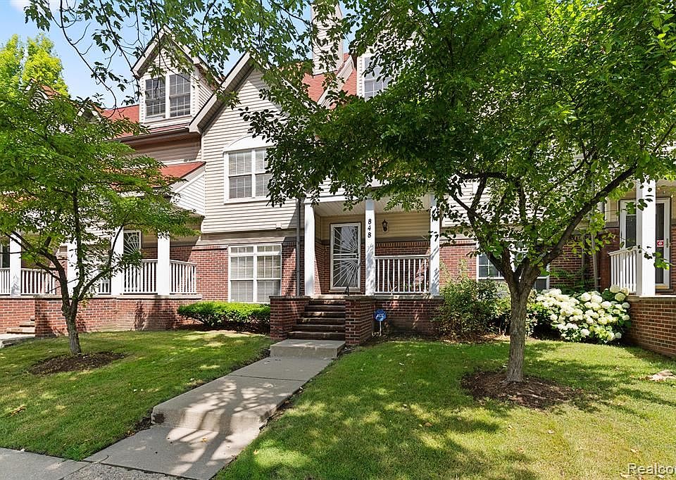 1st image of 848 Lothrop Rd