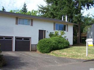 13283 Roseberry Ave, Oregon City, OR 97045