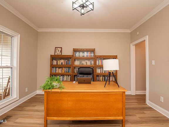 5th image of 1216 Fujii Farm Ln