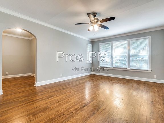 3rd image of 4000 Hawthorne Ave APT 9