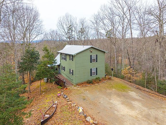 2nd image of 150 Cassady Ln
