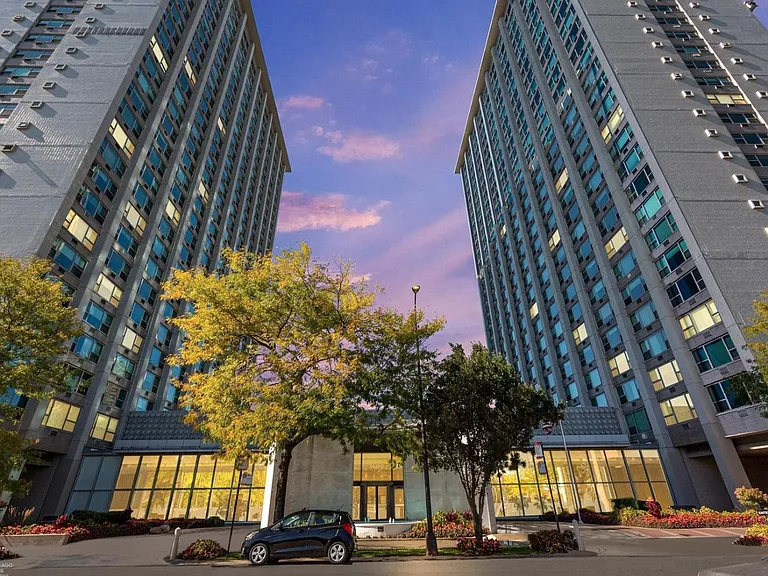 3600 N Lake Shore Dr #2219 — Photo 5
