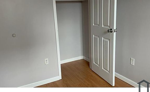 4th image of 1765 Townsend Ave Floor 2