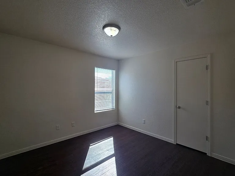 3807 John Chisholm Loop #A — Photo 19