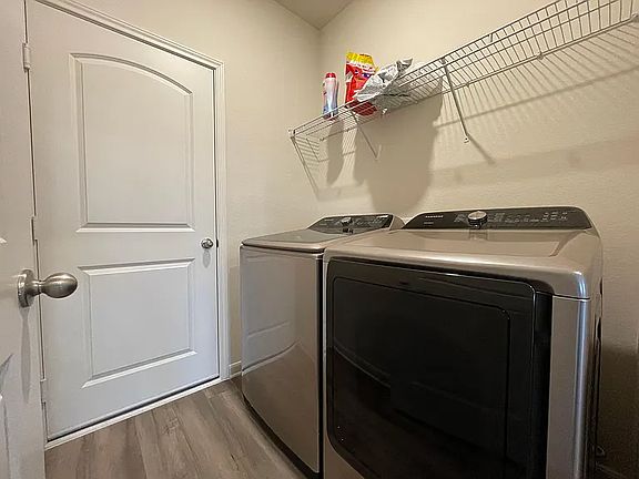 5th image of 622 Micah Ln