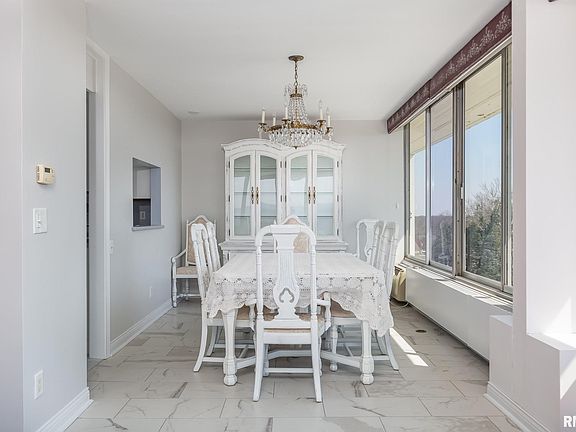 2nd image of 1337 21st Ave #8B