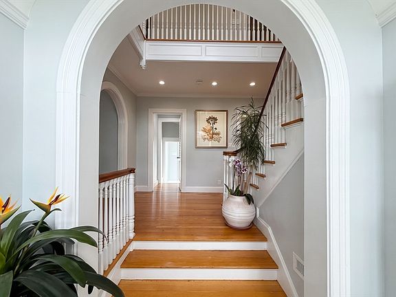 4th image of 115 Hawthorn Rd