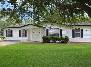 1301 Melody Dr, La Marque, TX 77568
