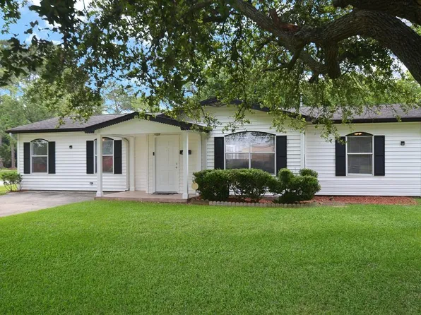 1301 Melody Drive, La Marque, TX 77568