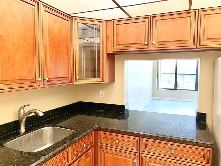 2312 S Cypress Bend Dr #209 — Photo 9