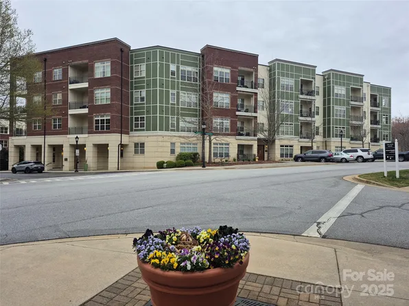 42 Schenck Pkwy #110, Asheville, NC 28803