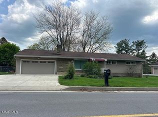 3142 Sylvan Heights Dr, Hollidaysburg, PA 16648