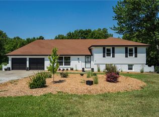 983 S State Route J, Peculiar, MO 64078