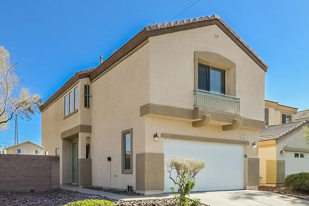 3 bed, 2.5 bath, 1480 sqft, $1,995 — Photo 4