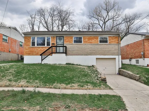 3044 Westknolls Ln, Cincinnati, OH 45211