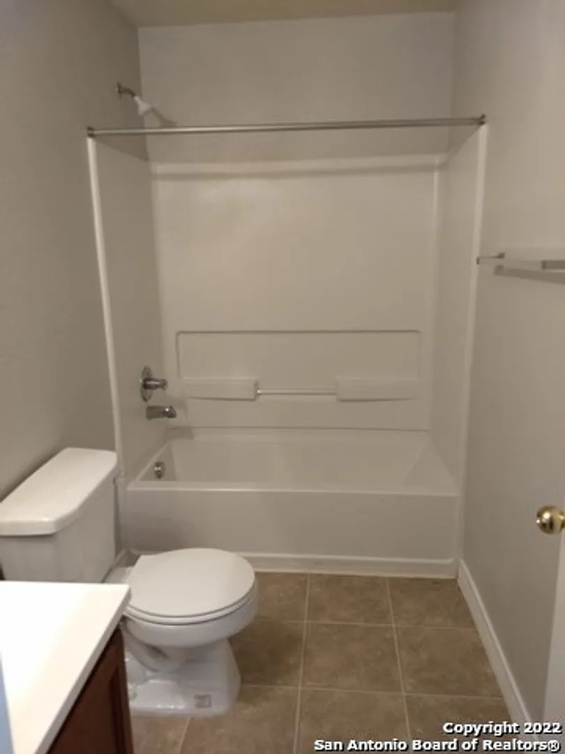 The Gardens at the Summit~3 Bedroom Townhome Available — Photo 4
