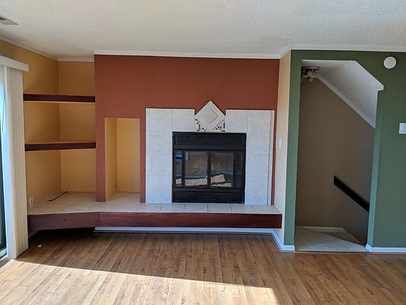 4th image of 1948 E Ocean View Ave APT A