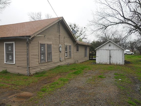 3rd image of 906 N 12th St