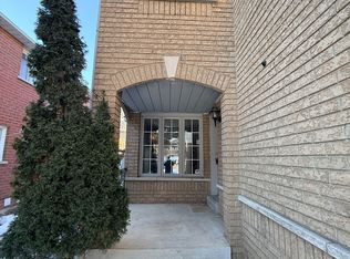 137 Pressed Brick Dr, Brampton, ON L6V4K5
