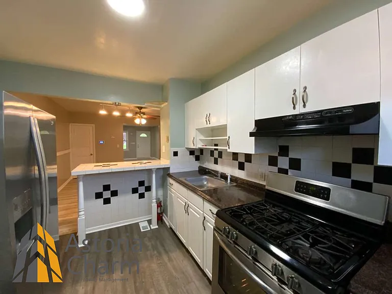 4020 Gelston Dr — Photo 13