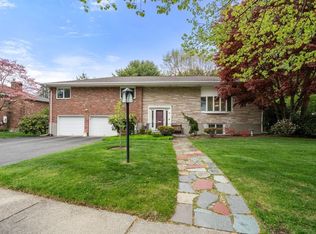 58 Donna Rd, Newton, MA 02459