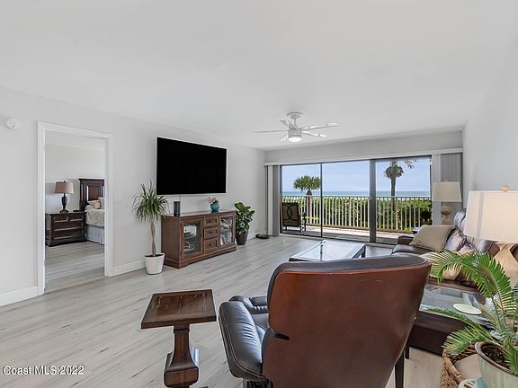 4th image of 1525 S Atlantic Ave APT 203