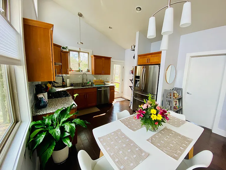 65 Honeysuckle Ln — Photo 19