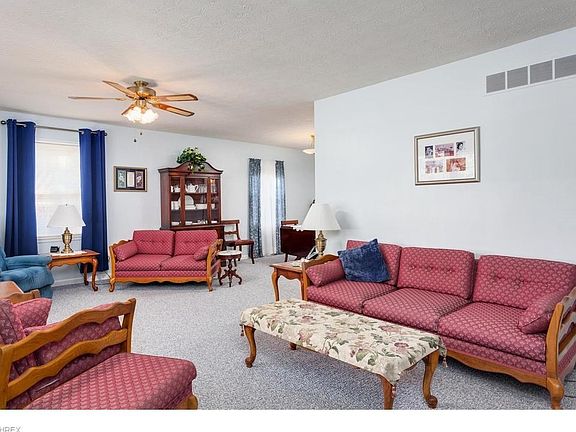 4th image of 1656 Hagey Dr