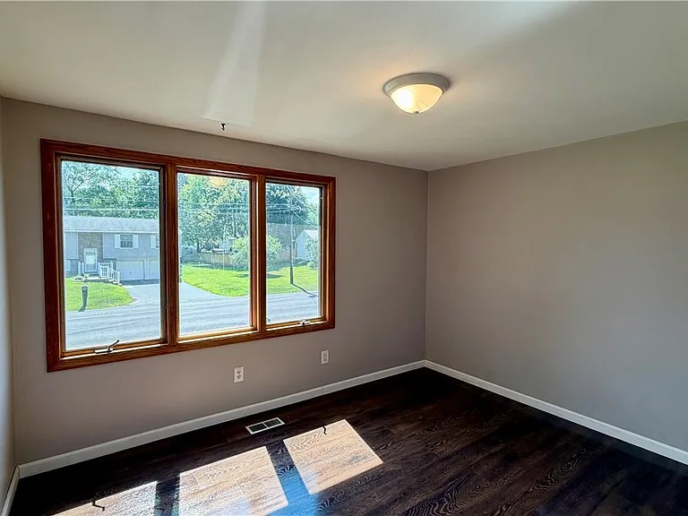 104 Finwood Dr — Photo 29