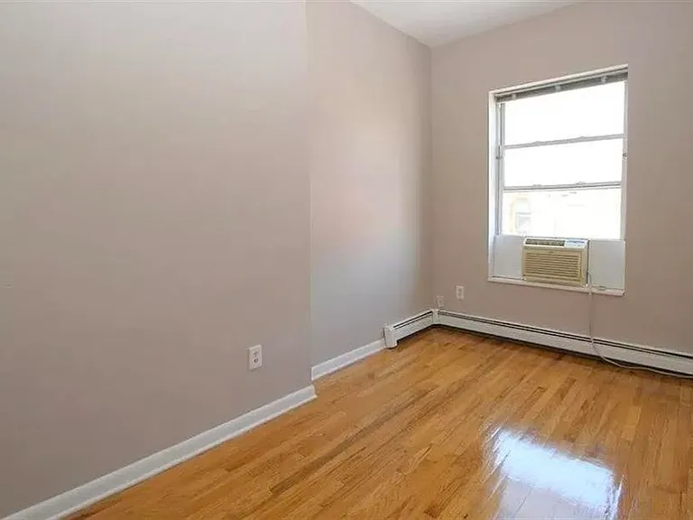 511 Park Ave #2 — Photo 7